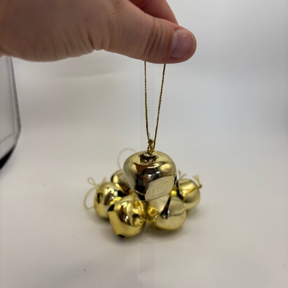 Vintage Gold Holiday Jingle Bells Set of 8 - Picture 3 of 3